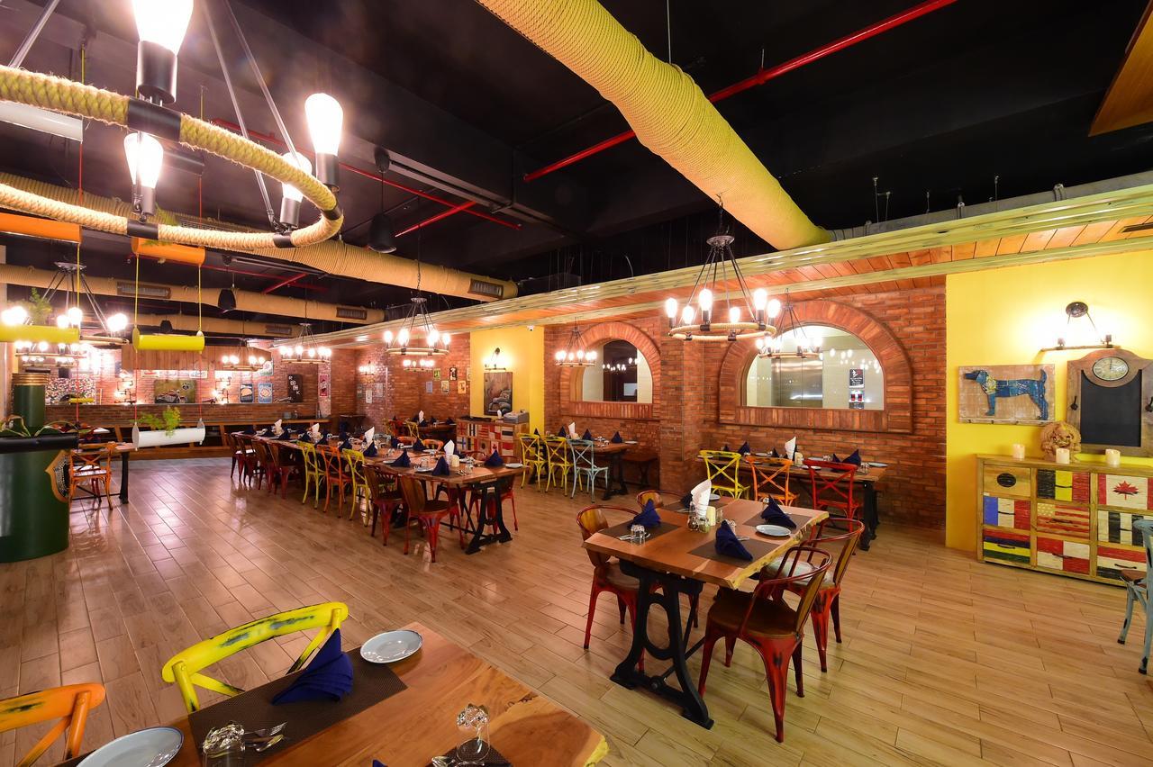 H酒店 - 沙丘私人有限公司酒店 Ānand 外观 照片