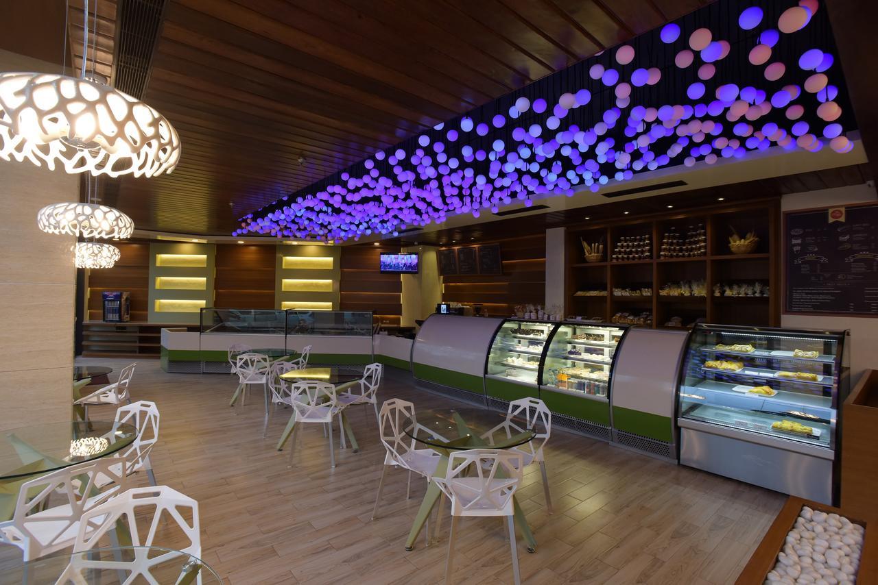 H酒店 - 沙丘私人有限公司酒店 Ānand 外观 照片
