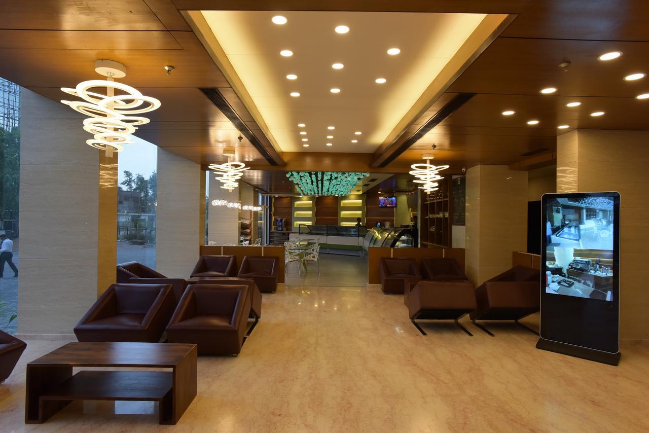 H酒店 - 沙丘私人有限公司酒店 Ānand 外观 照片