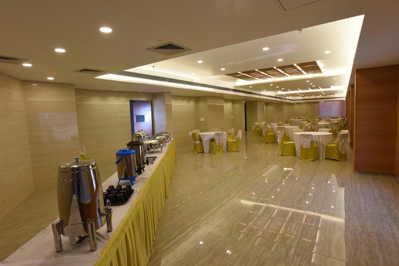H酒店 - 沙丘私人有限公司酒店 Ānand 外观 照片